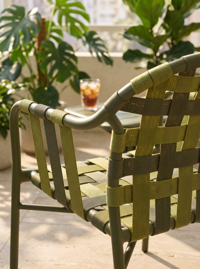 R-071 3-Piece Aluminum Woven Strap Bistro Set — Olive/Lime (2 armchairs + square folding side table)